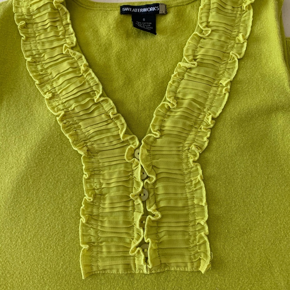 Fun Style Top - Picture 2 of 3